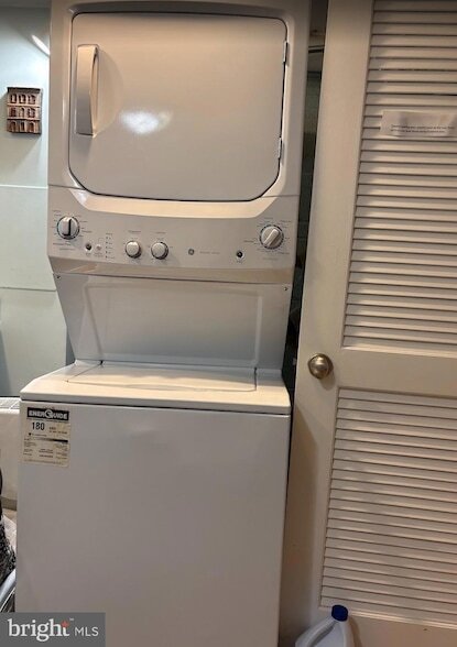 Photo - 2313 N Tracy St