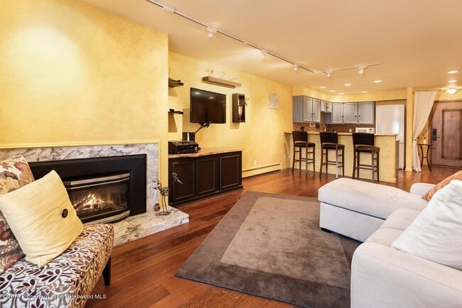 Photo - 205 E Durant Ave Unit 1H