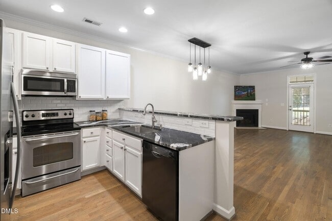 Photo - 102 Jamison Woods Ln