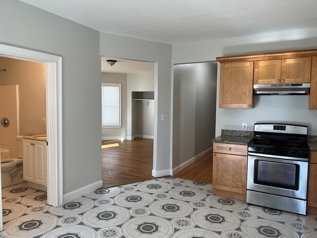 Photo - 179 Belmont St Unit 1