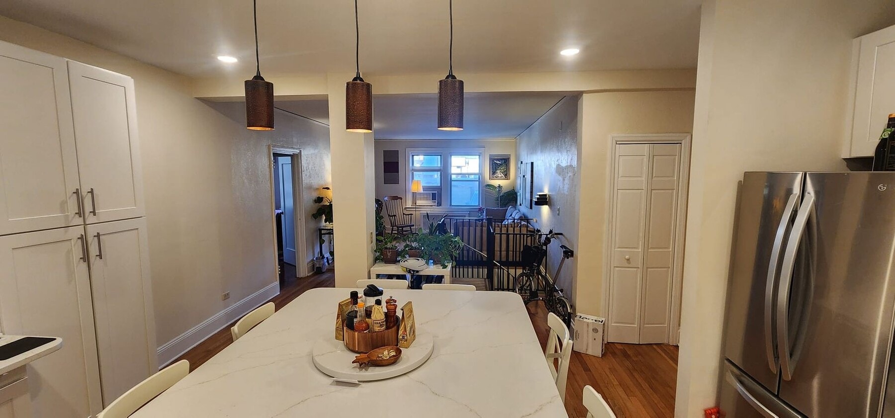 Photo - Art Deco Charm in the Heart of Downtown