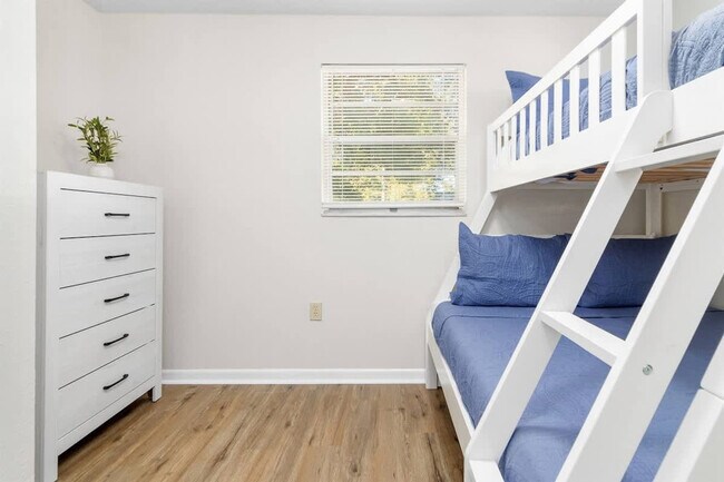 Photo - 38604 Naomi Ave Unit ID1234466P