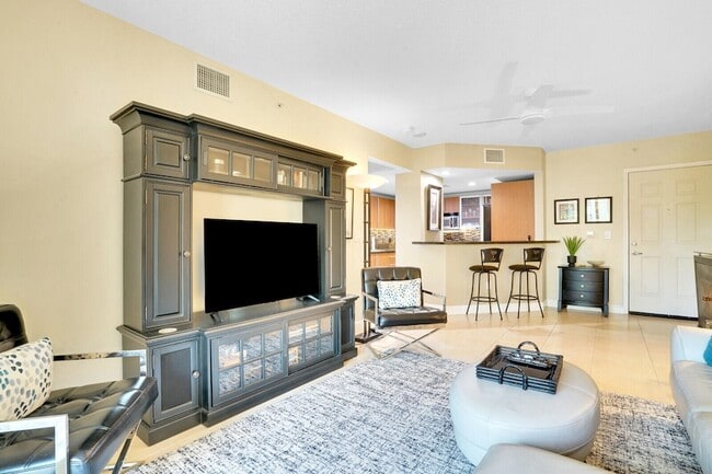Photo - 610 Clematis St Unit 401