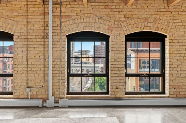 Photo - 404 N Washington Ave