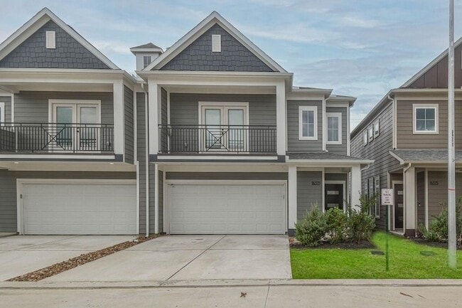 Building Photo - 16571 Oasis Glade Dr