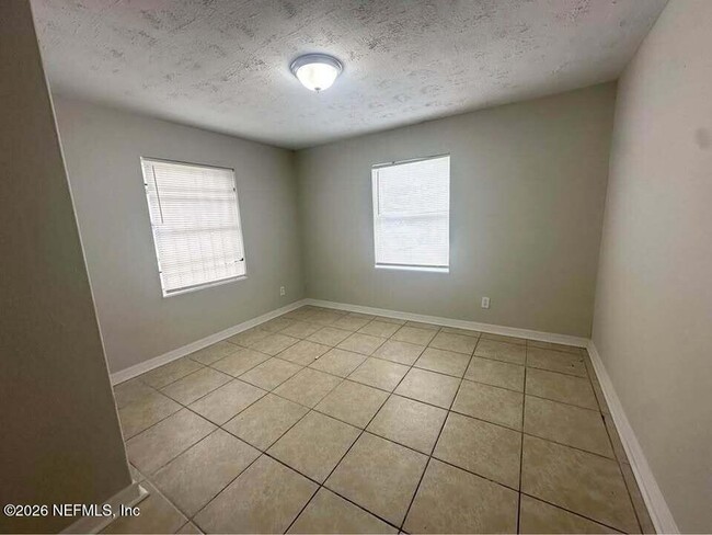 Photo - 1599 W 30th St Unit B