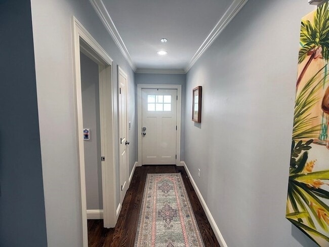 Photo - 128 Waverly St Unit 1