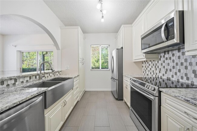 Photo - 18117 Paradise Point Dr