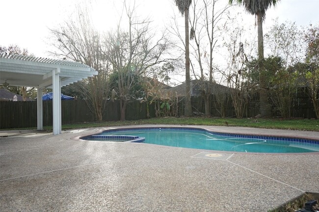 Photo - 18807 Timbers Dr
