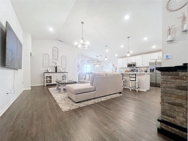 Photo - 2027 Dexter St