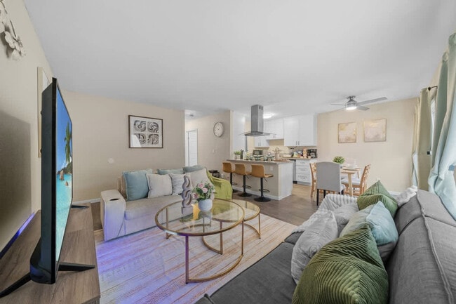 Photo - 9504 Carroll Canyon Rd Unit SI ID1465015P