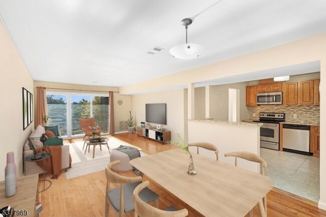 Photo - 41 Mt Kemble Ave