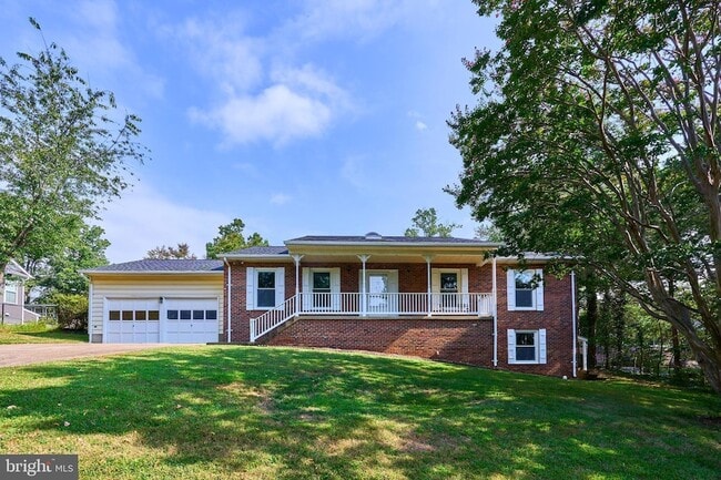 Building Photo - 8332 Hilltop Ave