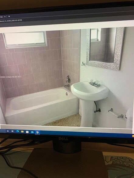 Photo - 1414 N J St