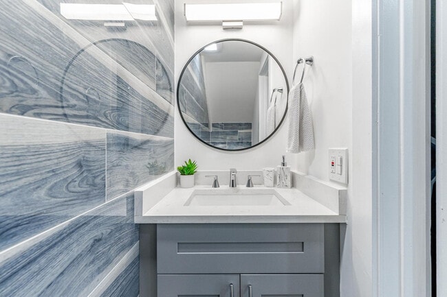 Photo - 807-809-809 SW 14th Ct Unit SI FL2-ID1475657P