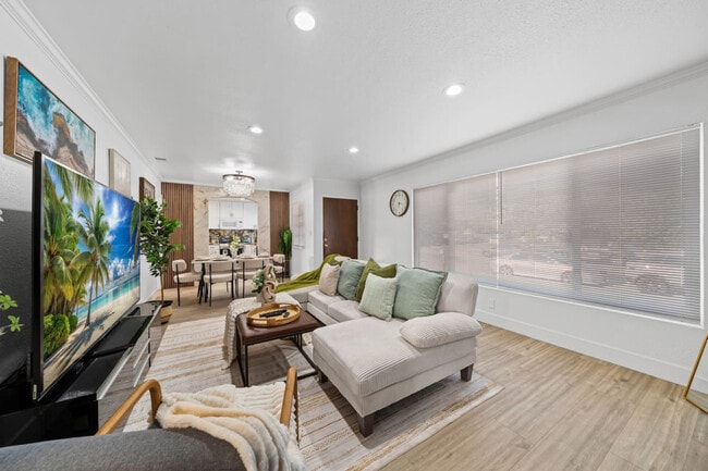 Photo - 606 S Sunshine Ave Unit ID1283137P