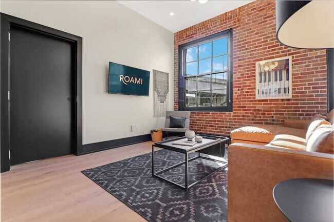 Photo - 1148 S Peters St Unit SI ID1268798P