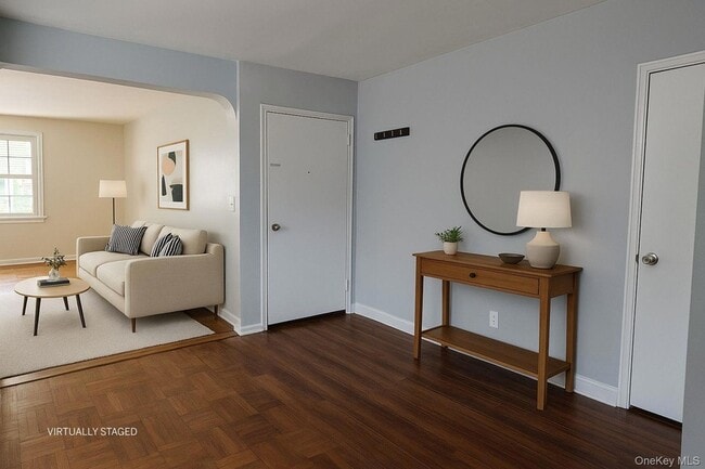 Photo - 1022 E 211th St Unit 2