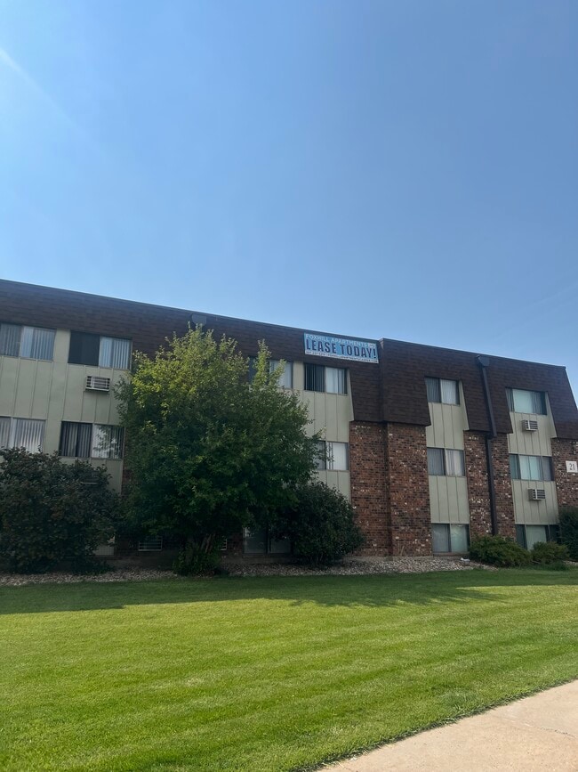 Building Photo - Foxhill