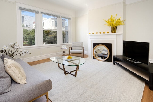 Building Photo - 877 Union St Unit ID1026488P