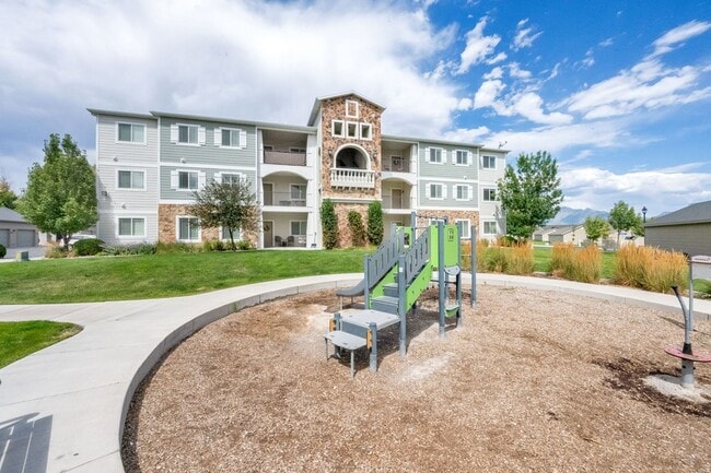 Photo - 1823 N Crest Rd