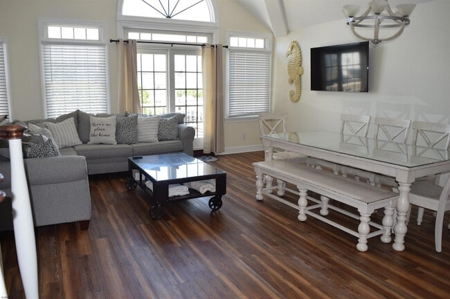 Photo - 205 W Brigantine Ave