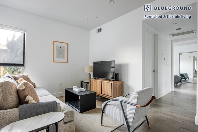 Photo - 4227 McLaughlin Ave Unit FL2-ID1310