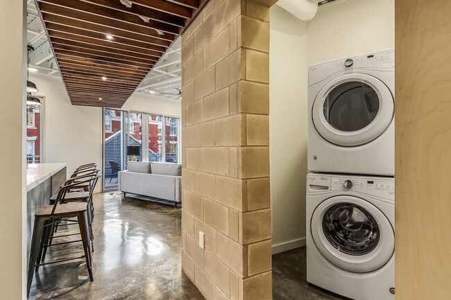 Photo - 527 St Joseph St Unit SI ID1265382P