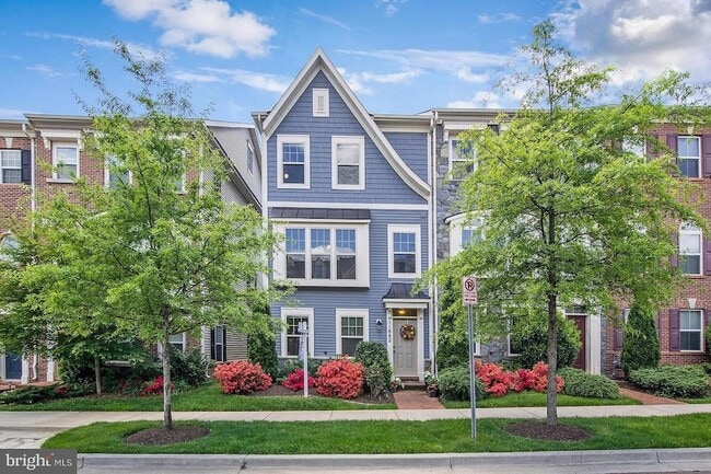 Photo - 11882 Country Squire Way