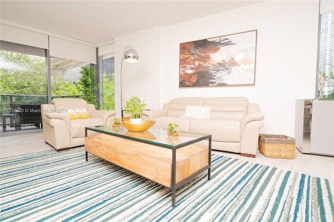 Photo - 31 SE 6th St Unit 301