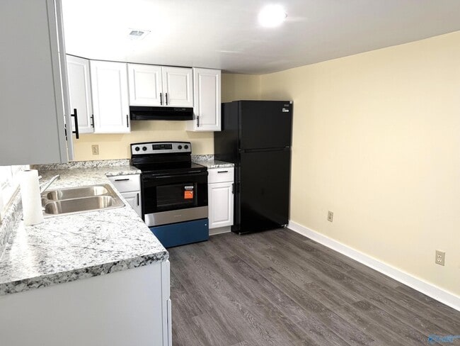 Photo - 2809 Garvin Rd NW