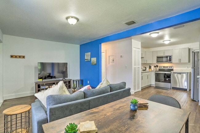 Photo - 1920 NW 47th St Unit SI ID1306952P