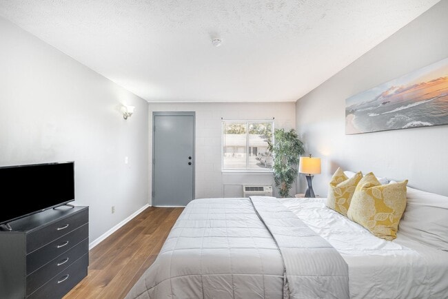 Photo - Studio 48 Apartments