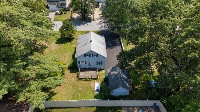 Photo - 9 Harriett Ave