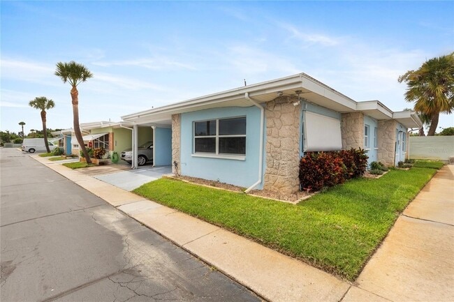 Building Photo - 250 Rosery Rd NW