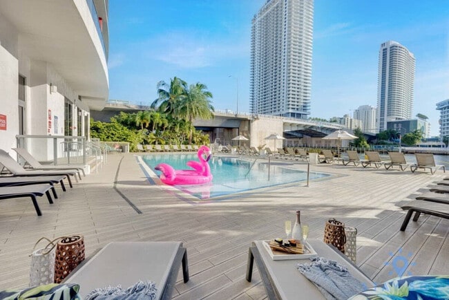Photo - 2602 E Hallandale Beach Blvd Unit SI ID1227421P