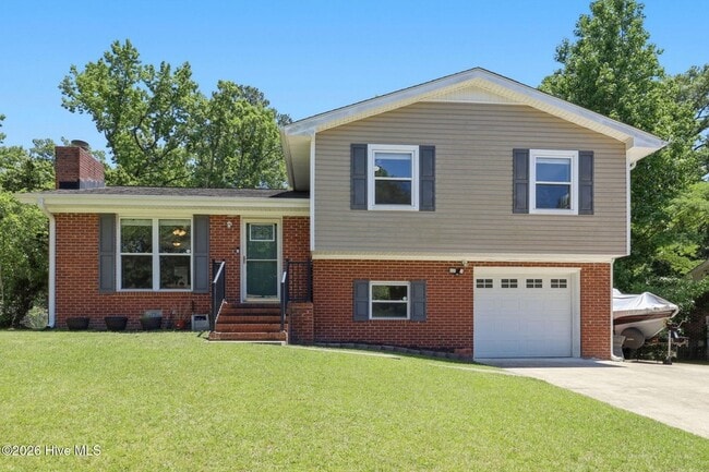 Building Photo - 109 Stillbrook Ct