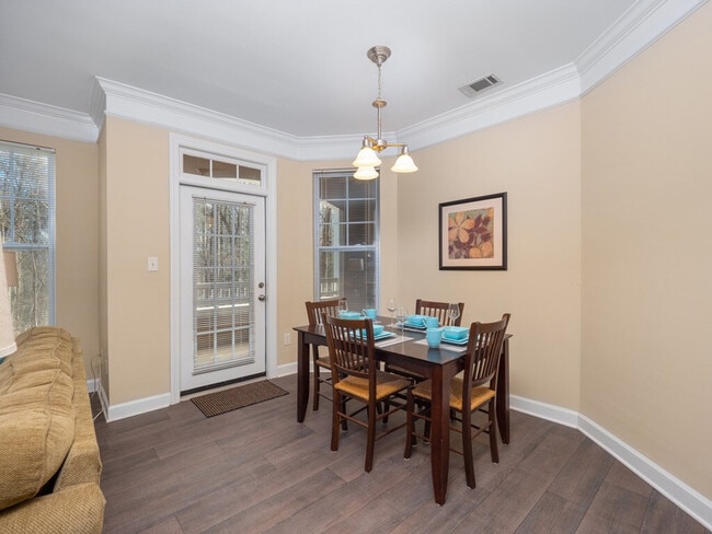 Photo - 2200 Piney Plains Rd Unit ID1338737P