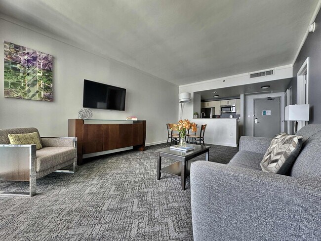 Photo - 2889 McFarlane Rd Unit ID1240706P