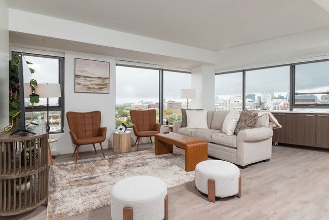 Building Photo - 425 Massachusetts Ave Unit SI ID1252104P