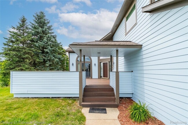 Photo - 1083 N Livernois Rd