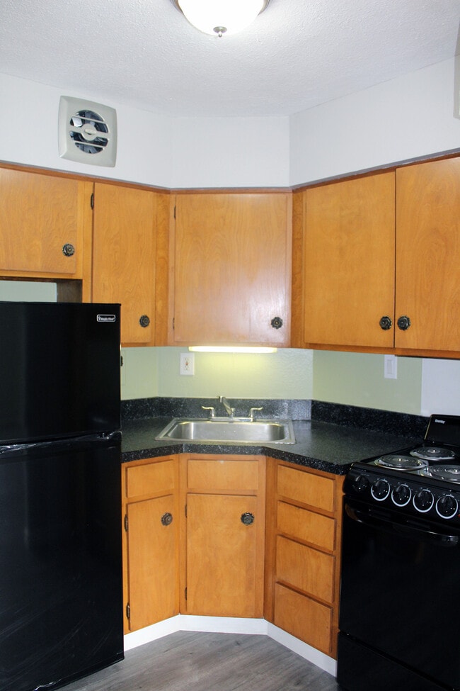 Remodeled - Kitchen - Westmoor Apartments