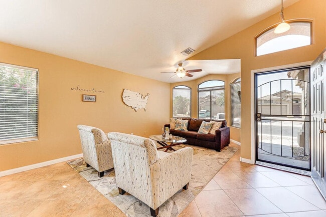 Photo - 43854 W Cahill Dr Unit SI ID1385912P