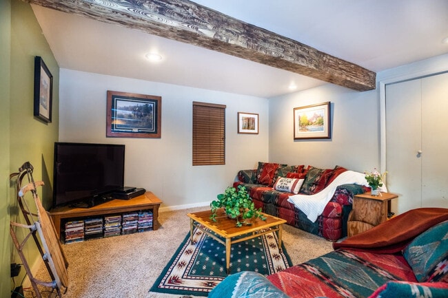 Building Photo - 6671 Central Fork Ln Unit SI ID1597534P
