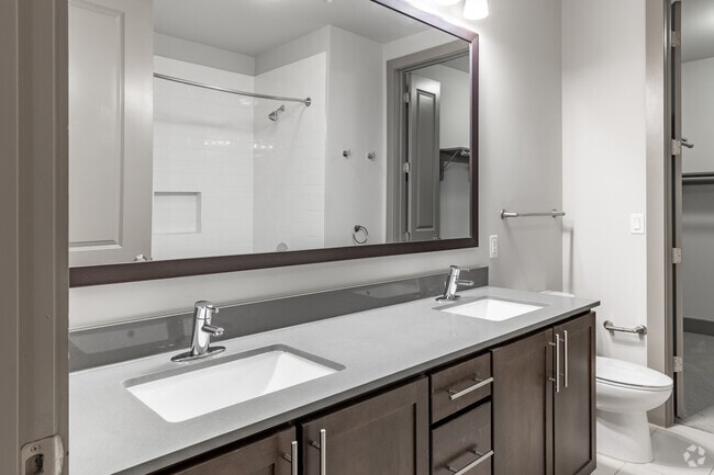 1BR, 1BA - 710SF (Type A02) - Trace Midtown Luxury Apartments