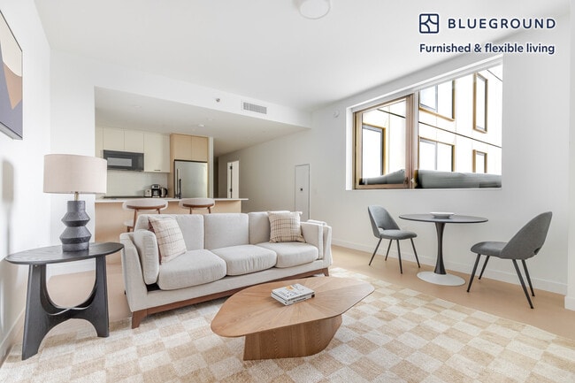 Building Photo - 11 Wharf Way Unit SI FL3-ID2228