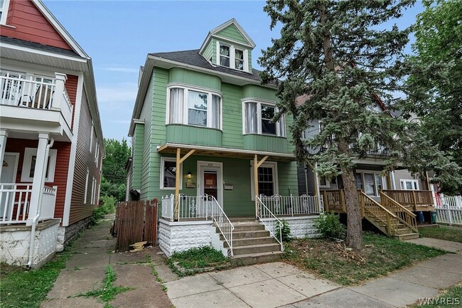 Building Photo - 235 Potomac Ave