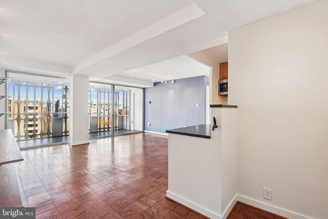 Photo - 1301 Delaware Ave SW