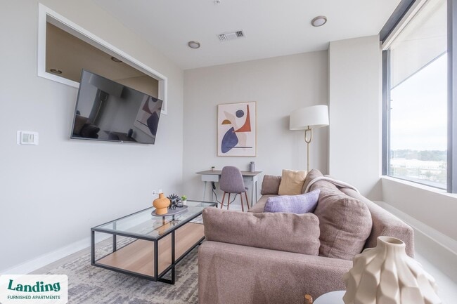 Photo - 600 19th St N Unit 608.1407333