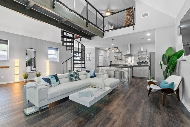 Building Photo - 52 Florida Ave Unit ID1281963P